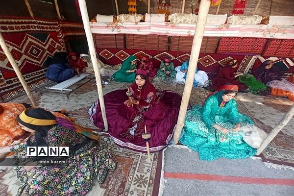 آیین افتتاحیه جشنواره فرهنگی ورزشی دختران آفتاب ایران