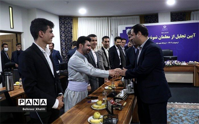 معلمان نمونه در آیین تجلیل از معلمان نمونه کشوری چه گفتند؟