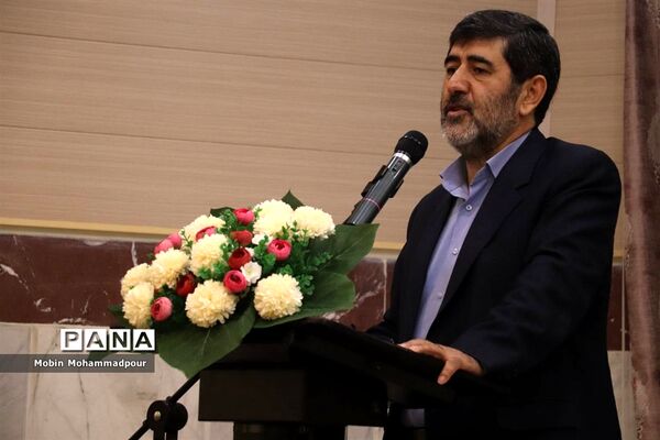 آیین زنگ سپاس معلم در تبریز