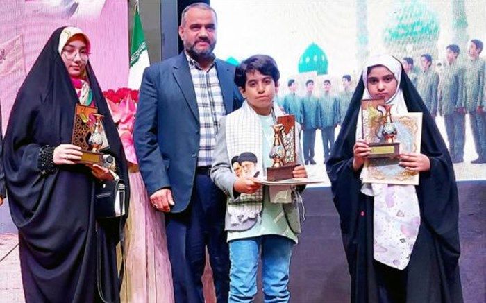 دانش‌آموزان قمی 3 رتبه کشوری در همایش «پرواز تا بی نهایت» کسب کردند