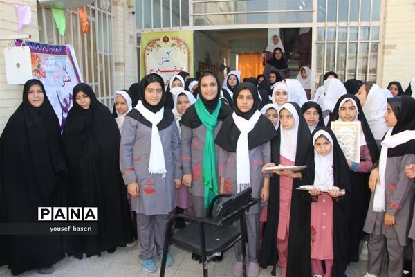 تقدیر از آموزگاران دبستان تفضلی ناحیه ۲ یزد