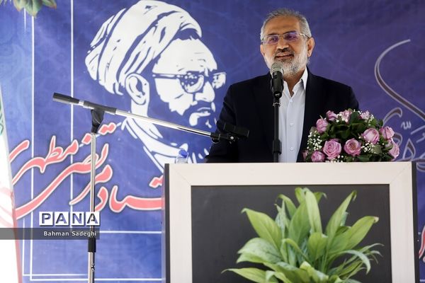 مراسم گلباران محل شهادت استاد مطهری