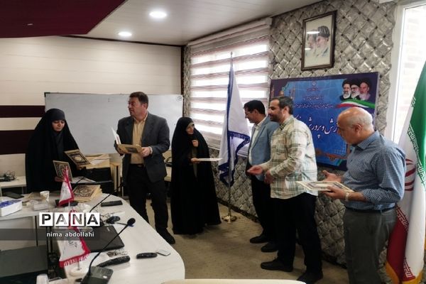 تقدیر و تشکر از داوران و مربیان قرآنی