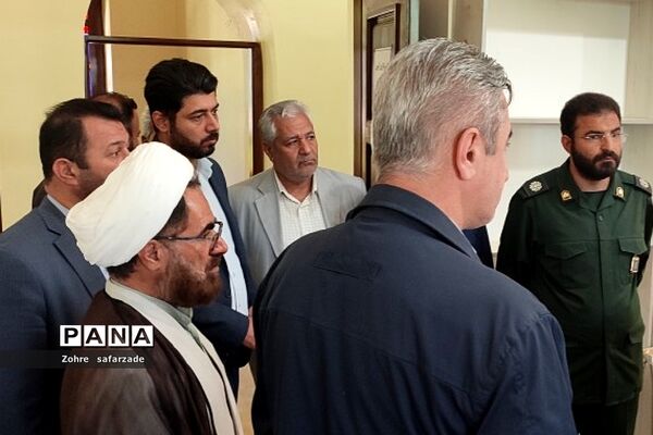 بازدید فرماندار شهرستان دماوند و بخشدار رودهن از  کانون تربیتی ‌حاج‌قاسم‌سلیمانی رودهن