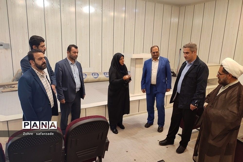 بازدید فرماندار شهرستان دماوند و بخشدار رودهن از  کانون تربیتی ‌حاج‌قاسم‌سلیمانی رودهن