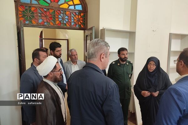 بازدید فرماندار شهرستان دماوند و بخشدار رودهن از  کانون تربیتی ‌حاج‌قاسم‌سلیمانی رودهن