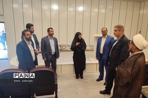بازدید فرماندار شهرستان دماوند و بخشدار رودهن از  کانون تربیتی ‌حاج‌قاسم‌سلیمانی رودهن