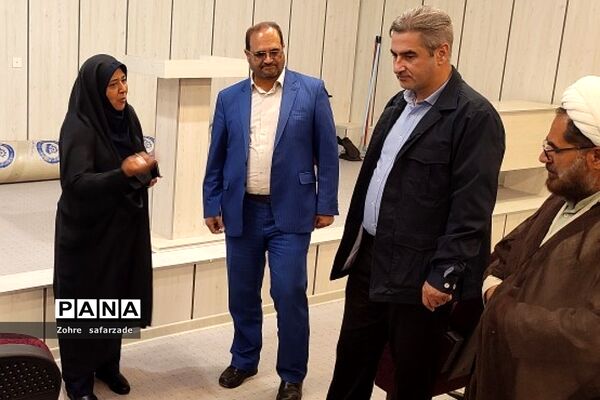 بازدید فرماندار شهرستان دماوند و بخشدار رودهن از  کانون تربیتی ‌حاج‌قاسم‌سلیمانی رودهن