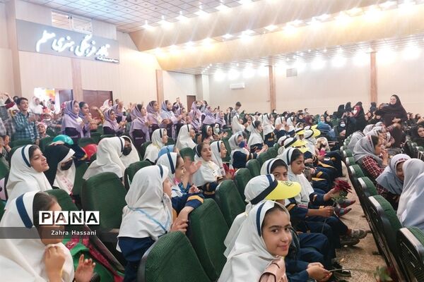 برگزاری همایش بزرگداشت هفته سلامت با میزبانی آموزش و پرورش ناحیه 3 شیراز