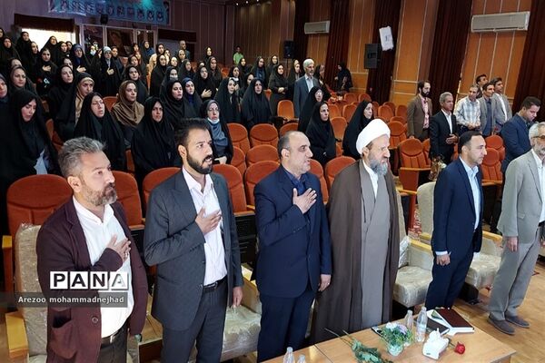 تقدیر از معلمان نمونه شهرستان قرچک