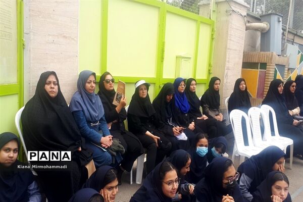 مراسم گرامیداشت هفته معلم در دبیرستان شاهد عترت