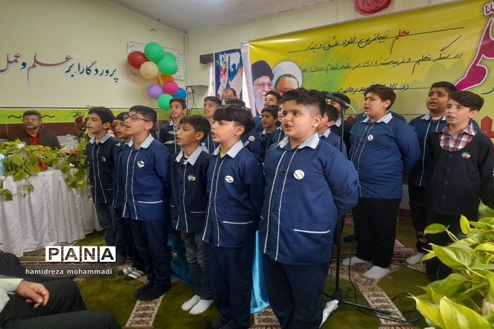 مراسم زنگ سپاس معلم در شهرستان قائمشهر