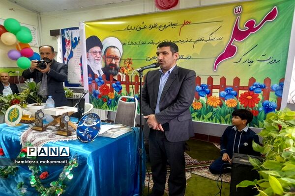 مراسم زنگ سپاس معلم در شهرستان قائمشهر
