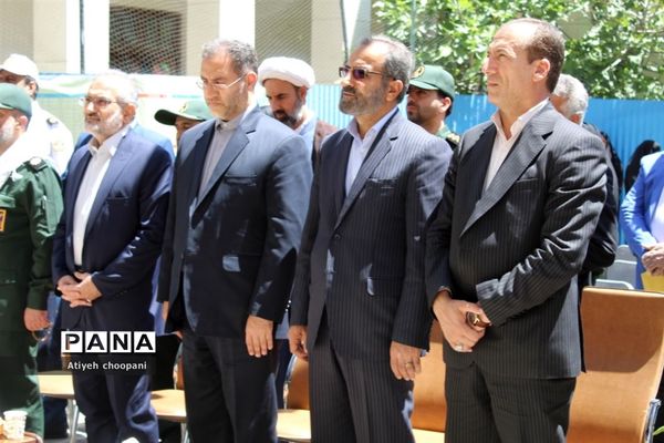 آیین نمادین گلباران محل شهادت شهید مطهری