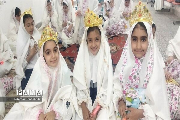 جشن تکلیف نومکلفان مدرسه مریم ملارد