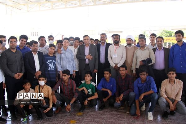 چهل و یکمین دوره مسابقات قرآن و عترت و نماز دانش‌آموزان مناطق 23 گانه آموزش و پرورش هرمزگان