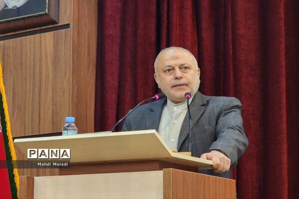 تجلیل از مقام شامخ معلم در دماوند