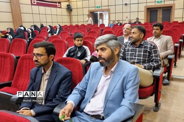 تجلیل از مقام شامخ معلم در دماوند