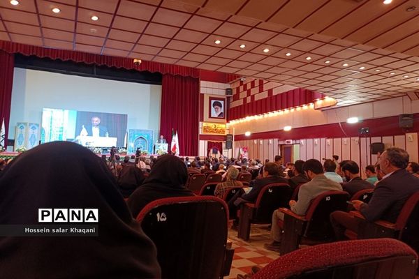 برگزاری اجللاسیه نماز استانی در تالار سعدی شیراز