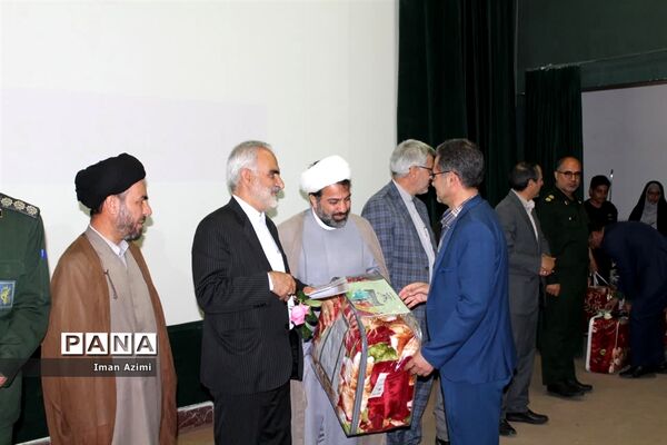 همایش تجلیل از مقام معلم با حضور معاون پرورشی و فرهنگی وزارت آموزش و پرورش