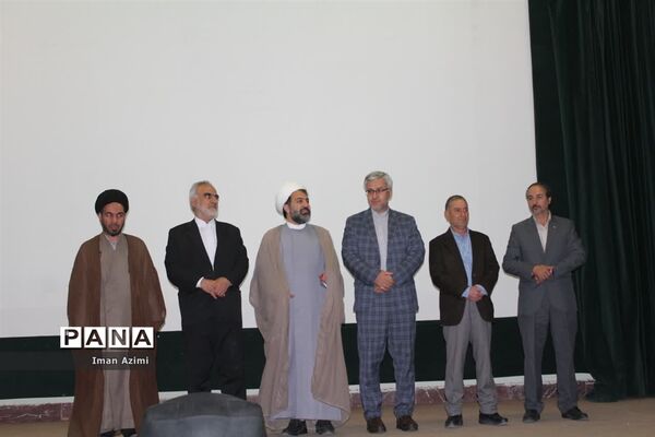 همایش تجلیل از مقام معلم با حضور معاون پرورشی و فرهنگی وزارت آموزش و پرورش