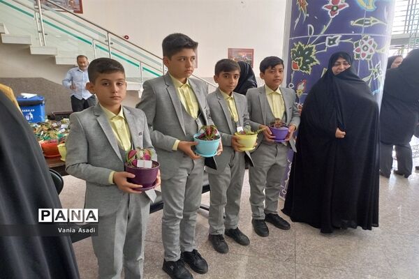 مراسم بزرگداشت مقام معلم و روز روانشناس