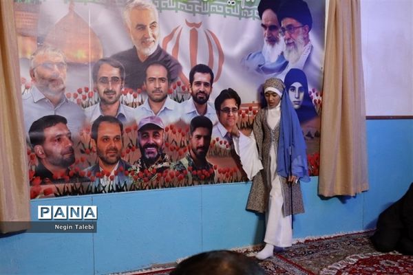 بازدید معاون پرورشی و فرهنگی وزارت آموزش‌ و پرورش از نمایشگاه مفهومی و قرآنی