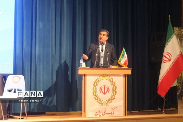 آیین گرامیداشت مقام معلم  و تجلیل از معلمان نمونه  شهرستان ساری