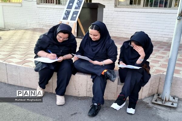 رصد ستارگان در دبیرستان شهیده معصومه قزوینی منطقه ۱۳