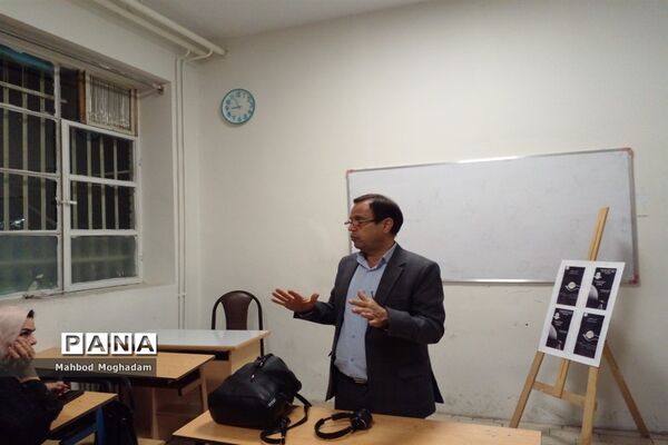 رصد ستارگان در دبیرستان شهیده معصومه قزوینی منطقه ۱۳