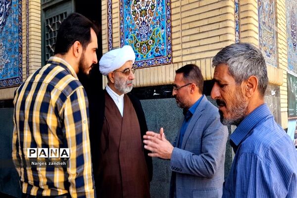 میز خدمت آموزش و پرورش ملارد در نمازجمعه