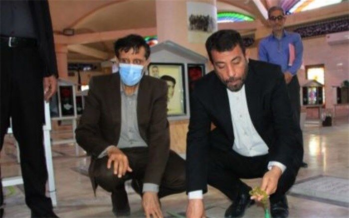 مزار فرهنگی شهید حوزه سوادآموزی استان بوشهر، عطرافشانی شد