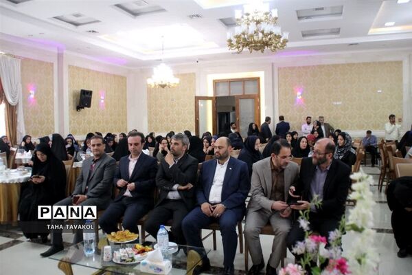 تجلیل از مدیران و معلمان برتر شهرستان پردیس با حضور مدیرکل شهرستان‌های استان تهران