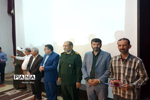 تقدیر از معلمان نمونه استانی و منطقه‌ای شهرستان بهبهان