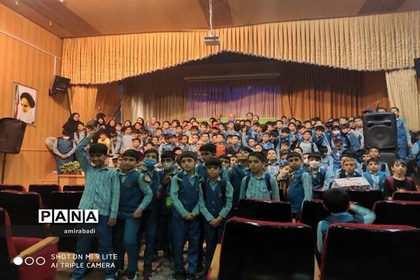 تقدیر از معلمان پرتلاش دبستان علامه حلی بیرجند