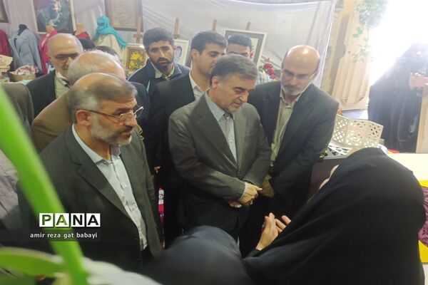 میز خدمت آموزش و پرورش استان مازندران در نماز جمعه ساری