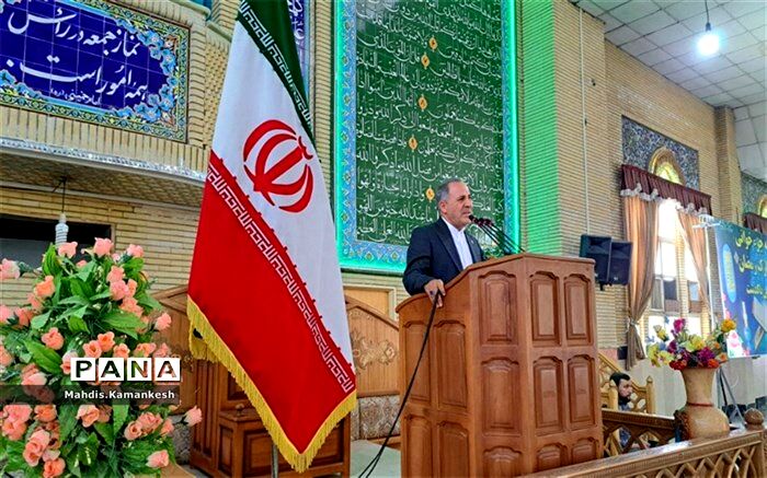 معلمان رکن اساسی تحول در همه جامعه هستند