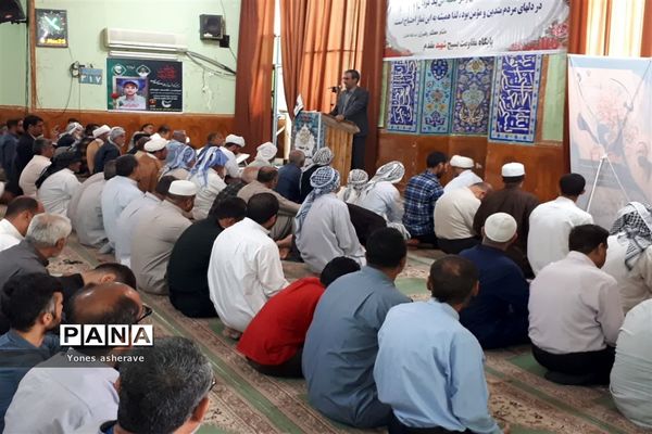 تقدیر از مدیرآموزش و پرورش شادگان در نمازجمعه