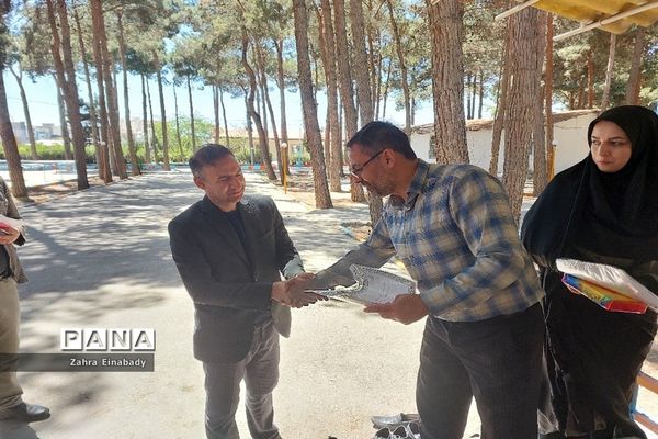 نشست تخصصی پیشگیری و مداخله در خودکشی ملارد