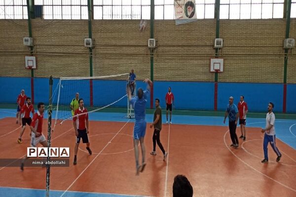 مسابقات والیبال فرهنگیان گرامیداشت هفته معلم
