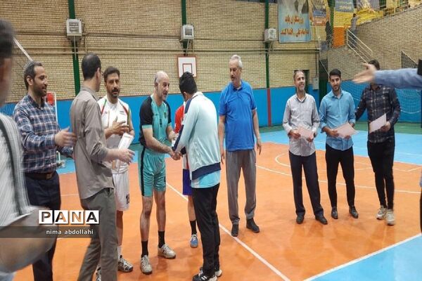 مسابقات والیبال فرهنگیان گرامیداشت هفته معلم