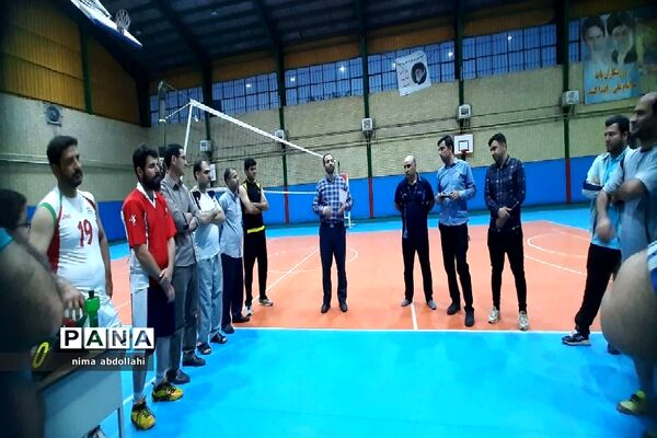 مسابقات والیبال فرهنگیان گرامیداشت هفته معلم