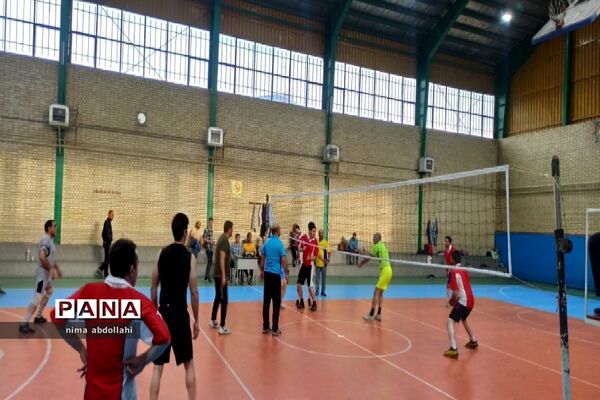 مسابقات والیبال فرهنگیان گرامیداشت هفته معلم