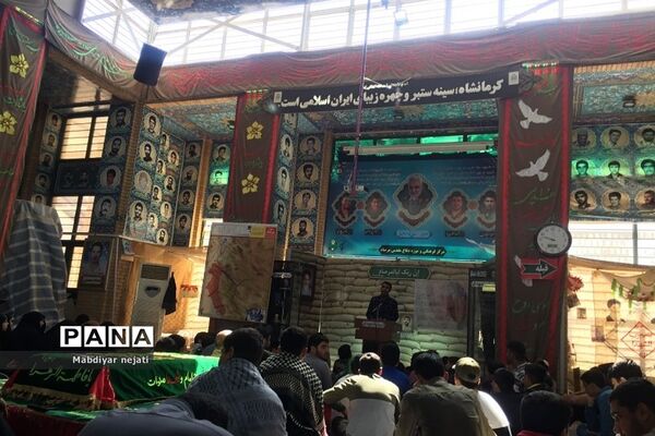 دانش‌آموزان پسر رودهن در اردوی راهیان نور یادمان عملیات مرصاد