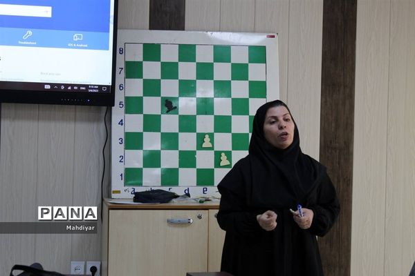 برگزاری کارگاه شطرنج در اداره آموزش و پروش شهر جوادآباد
