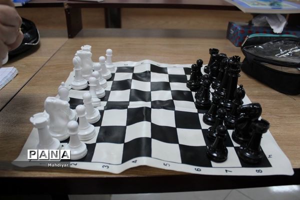 برگزاری کارگاه شطرنج در اداره آموزش و پروش شهر جوادآباد
