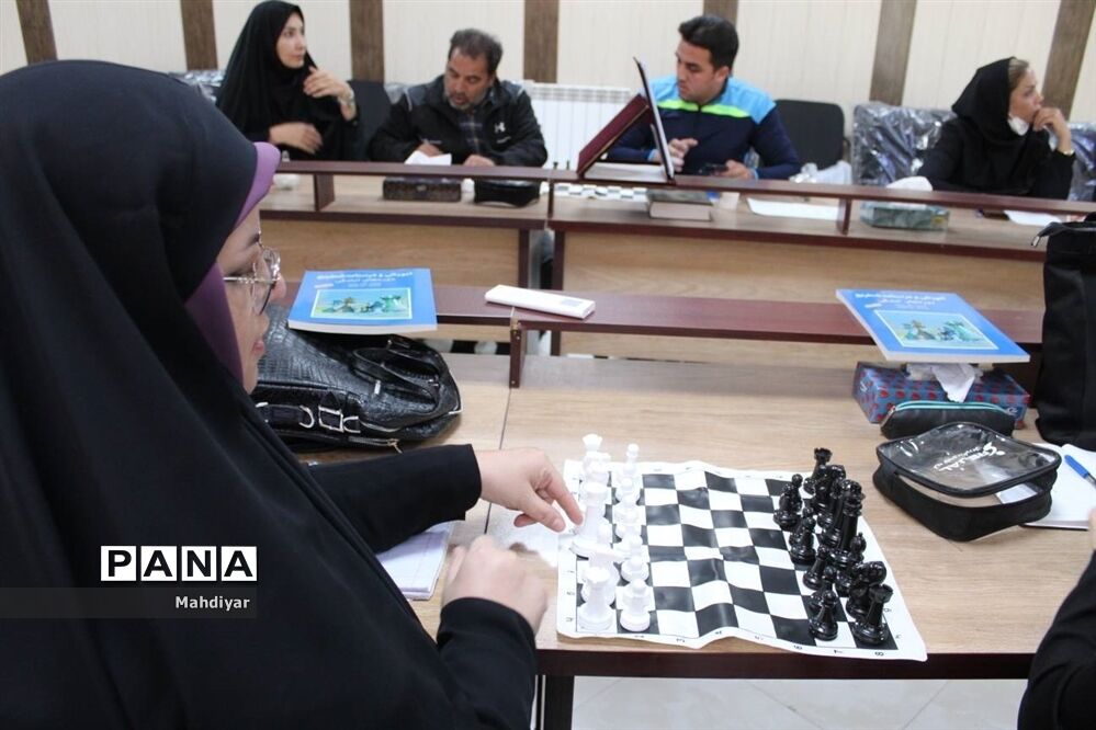 برگزاری کارگاه شطرنج در اداره آموزش و پروش شهر جوادآباد