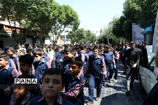مراسم رحلت حضرت عبدالعظیم حسنی {ع} با حضور دانش‌آموزان عزادار آموزش و پرورش ناحیه 2 شهرری