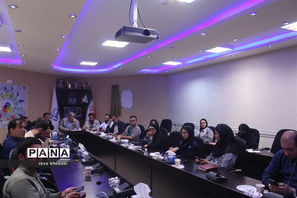 نشست خبری و تور رسانه ای  از کارخانه کلرپارس تبریز