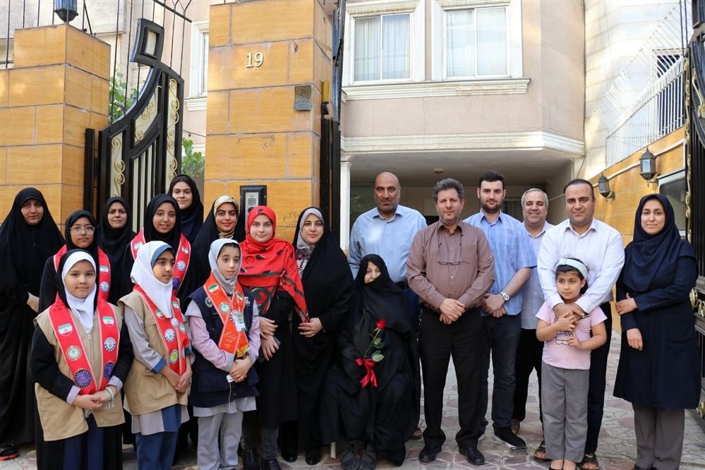 تقدیر و تجلیل از معلم نمونه استان خراسان رضوی